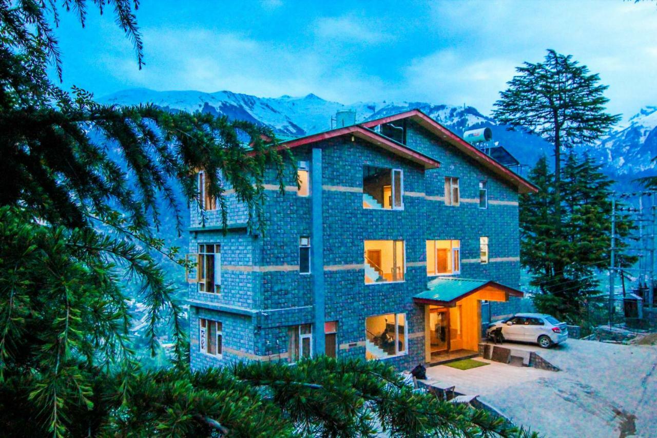 Highq Manali Hotel Exterior photo