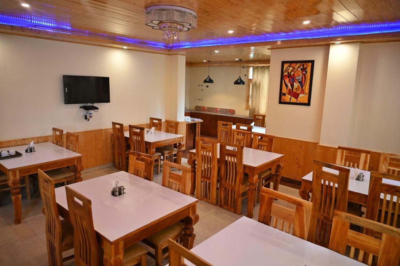 Highq Manali Hotel Exterior photo
